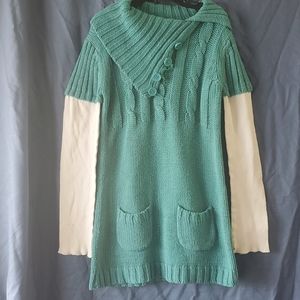 Girls teal sweater with white sleeves
